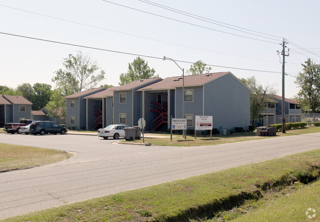 Primary Photo - Griffin Apartments