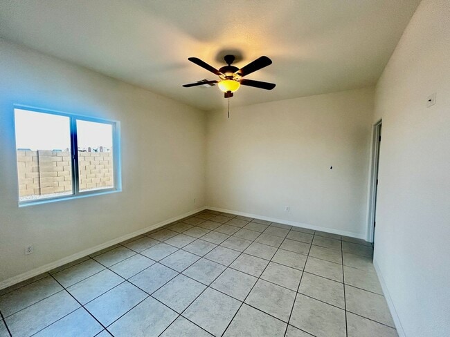 Building Photo - Contemporary La Vida Home, 2024 Build