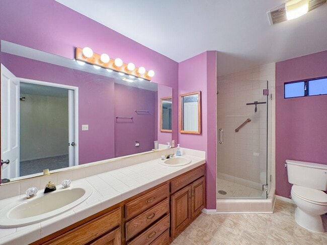 Building Photo - Beautiful 3bd 2 ba House