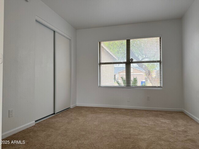 Building Photo - 11775 W Aster Dr