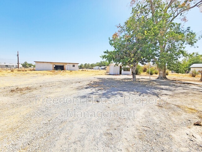 Building Photo - 7701 S Arabian Way