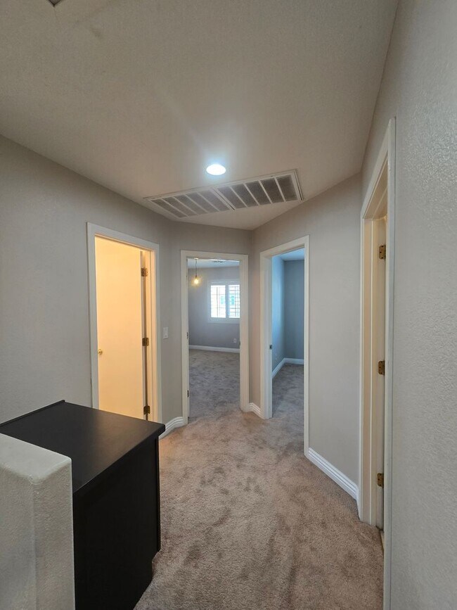 Building Photo - A Fabulous 3 Bedroom Home in South West Las Vegas