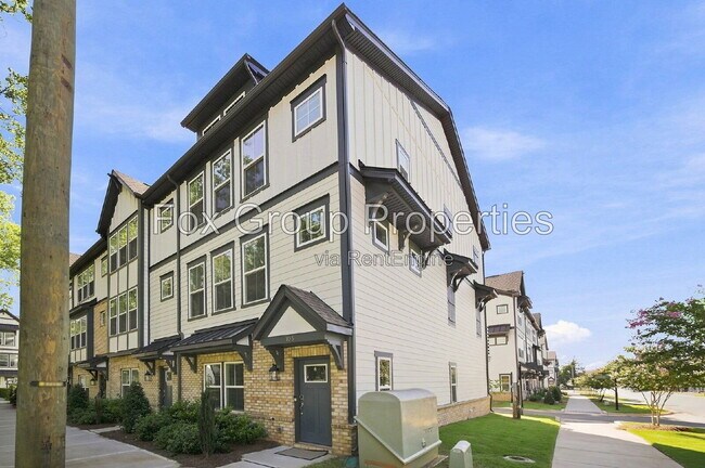 Building Photo - 105 Goodson Pl