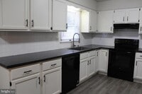 Building Photo - 2103 Foxfire Dr