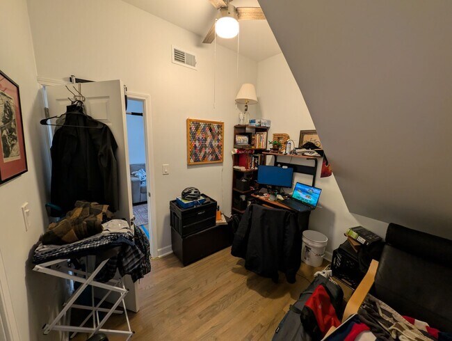 Building Photo - AM-Moffat LLC