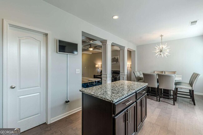 Building Photo - 5725 Radford Loop