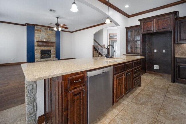 Building Photo - 2405 NW 180th St