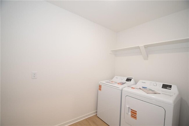 Building Photo - 517 Colorado St