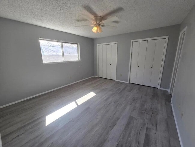 Building Photo - Very well maintained home