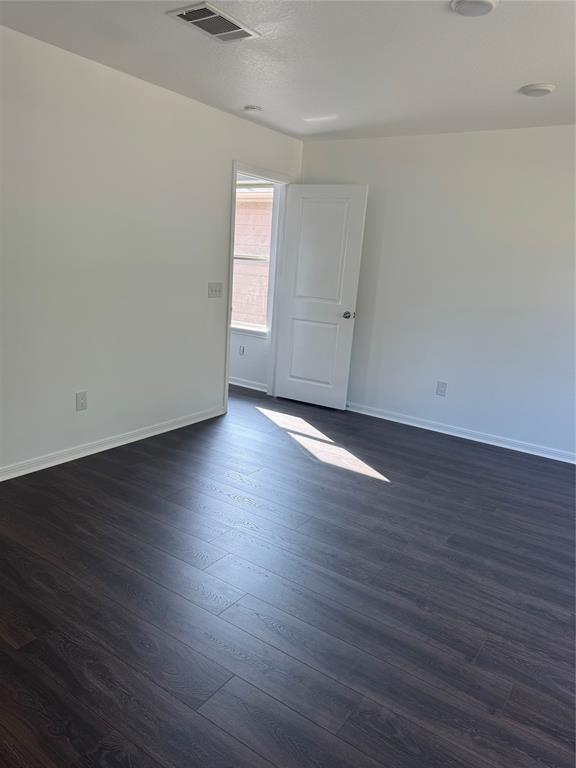 Building Photo - 10565 Pineland Dr