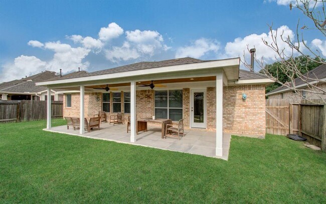 Building Photo - 15011 Redding Crest Ln