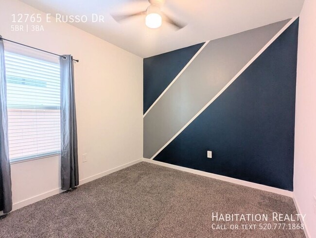 Building Photo - 12765 E Russo Dr