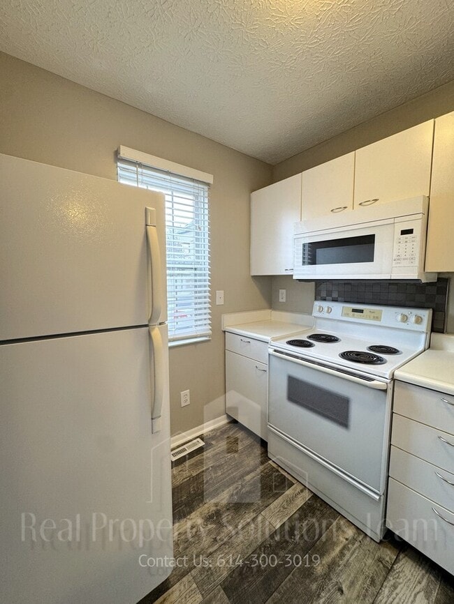 Building Photo - 1720 Messner Dr