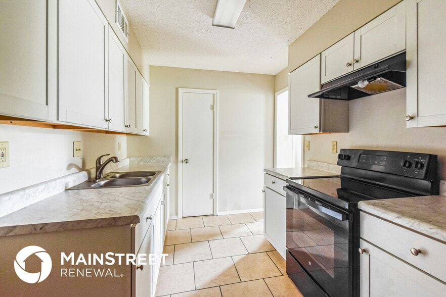 Building Photo - 3103 Greenbranch Dr