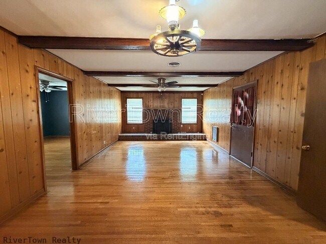 Building Photo - 1517 Baxter Ave