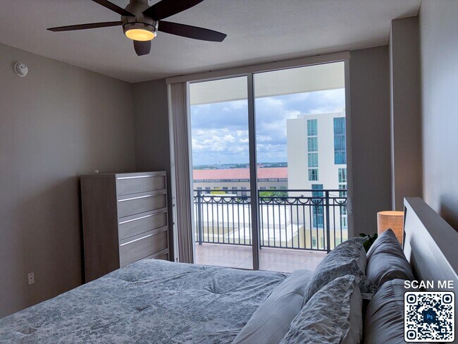 Building Photo - 550 Okeechobee Blvd