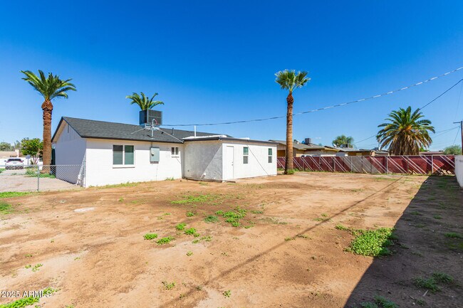 Building Photo - 4013 W Nancy Ln