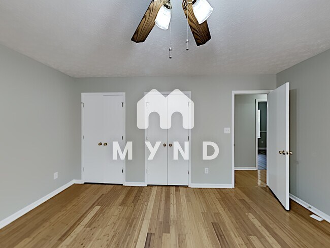Building Photo - 1486 Carriage Ln