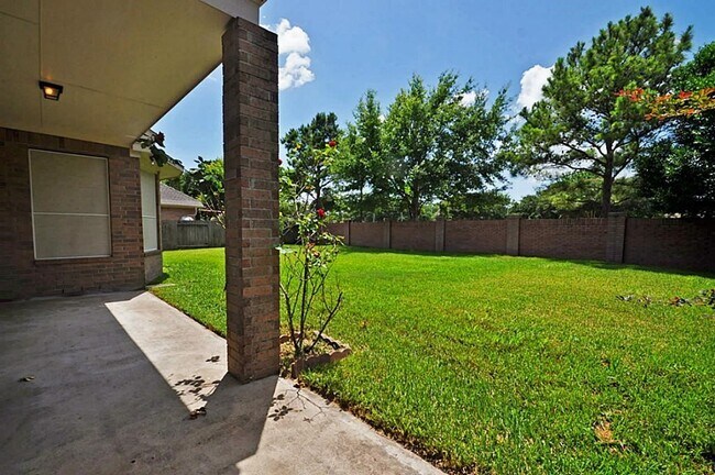 Building Photo - 4210 Leaflock Ln