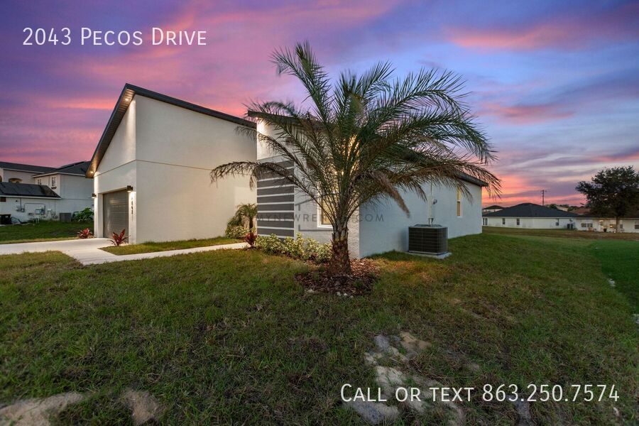 Building Photo - 2043 Pecos Dr