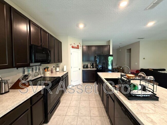 Building Photo - 5597 Kellar Cir