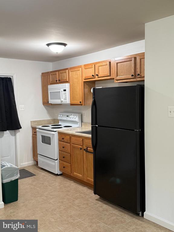 Building Photo - 577 Nassau Ave