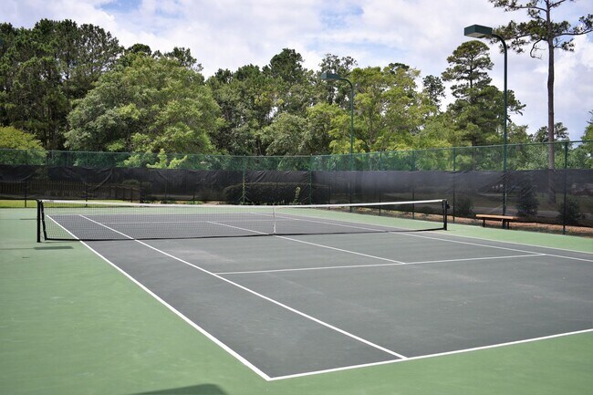 Building Photo - 2BD/2BA CONDO- THE MERIDIAN