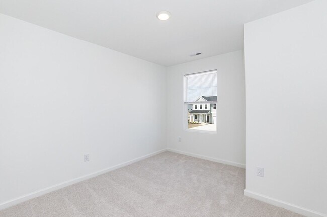 Building Photo - NEW Four Bedroom Home!