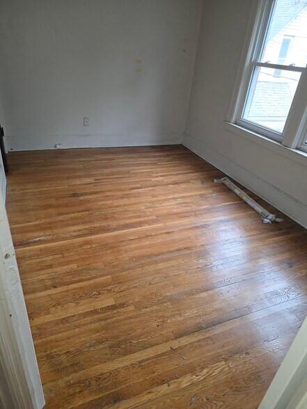 Bedroom 2 - 3821 Shady Ln