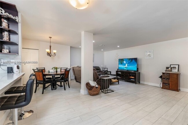 Building Photo - 3559 Magellan Cir