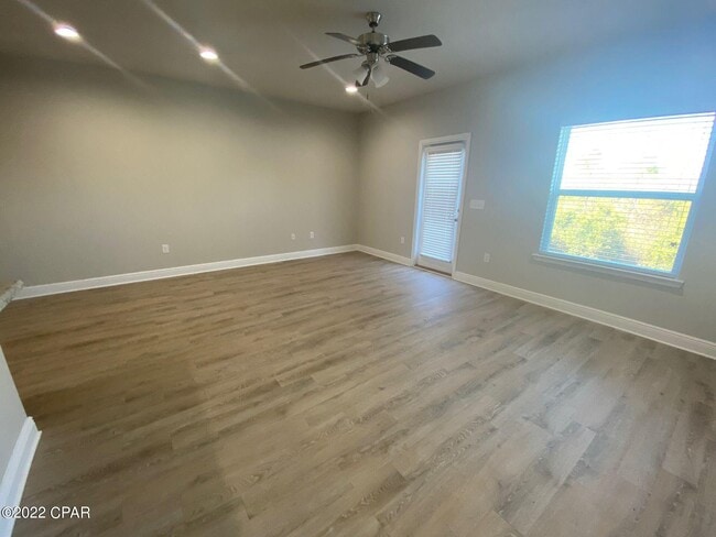 Building Photo - 5932 Callaway Cir