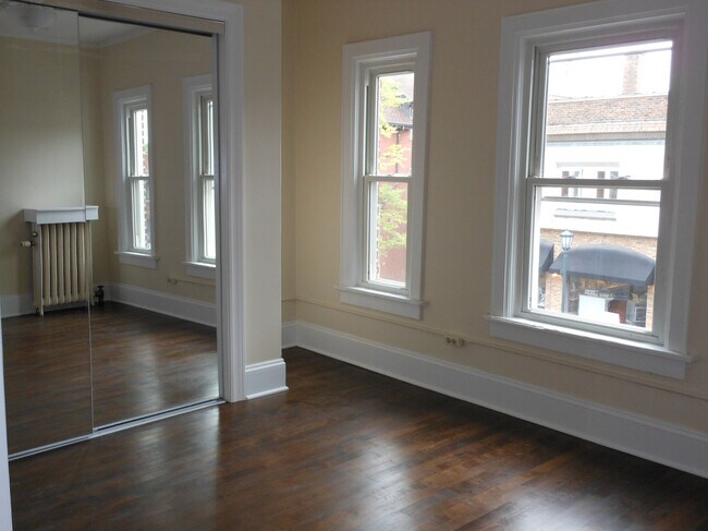 Bedroom - 805-09 W. Elm St.