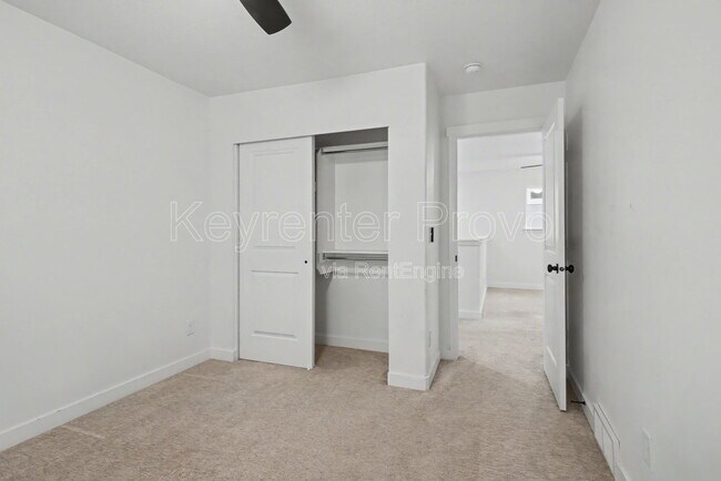 Building Photo - 4152 E Bonne Vista Dr