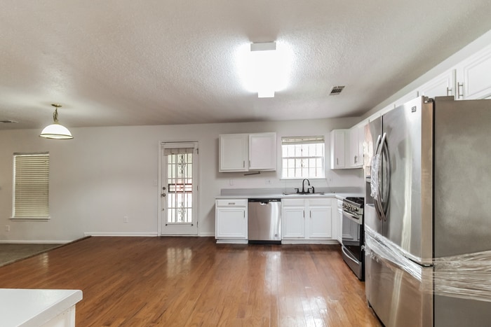 Building Photo - 4603 Derby Loop