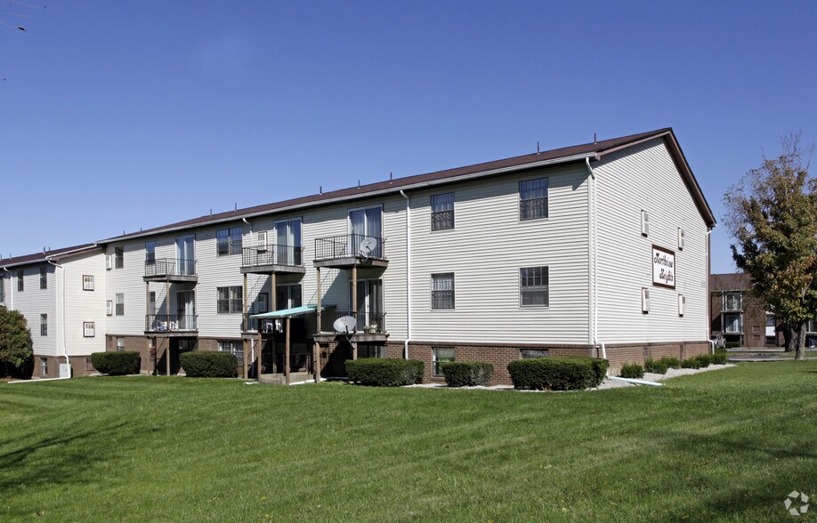 Northview Heights Apartments 2324 E 43rd St Erie PA 16510 Apartment