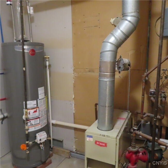 Building Photo - 4449 E Genesee St