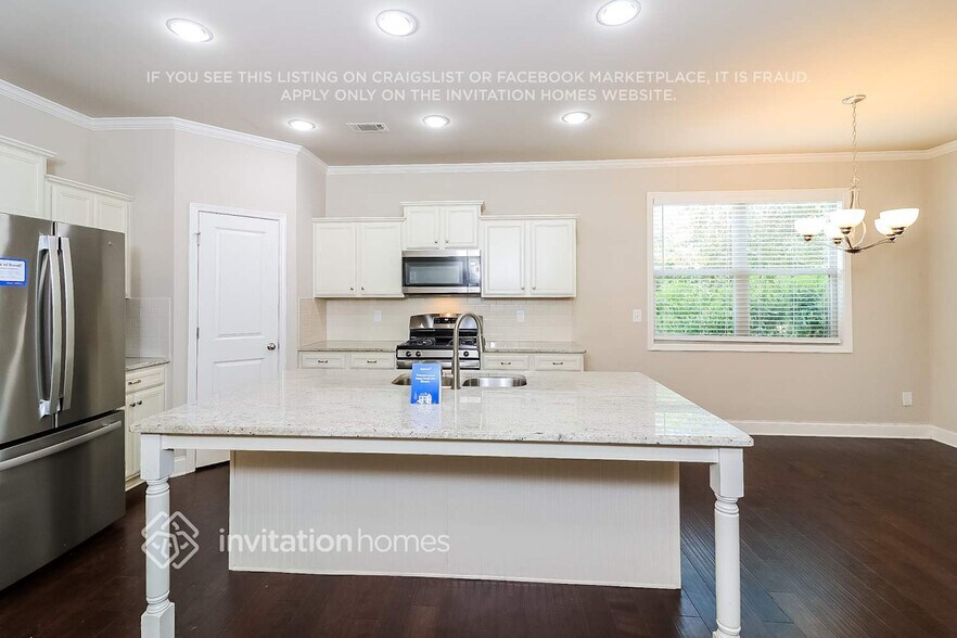 Building Photo - 422 Braemore Mill Dr