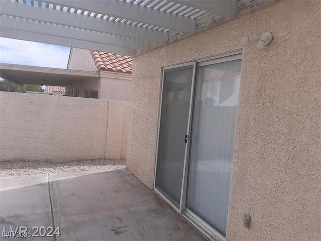 Building Photo - 3814 Spruceview Ct