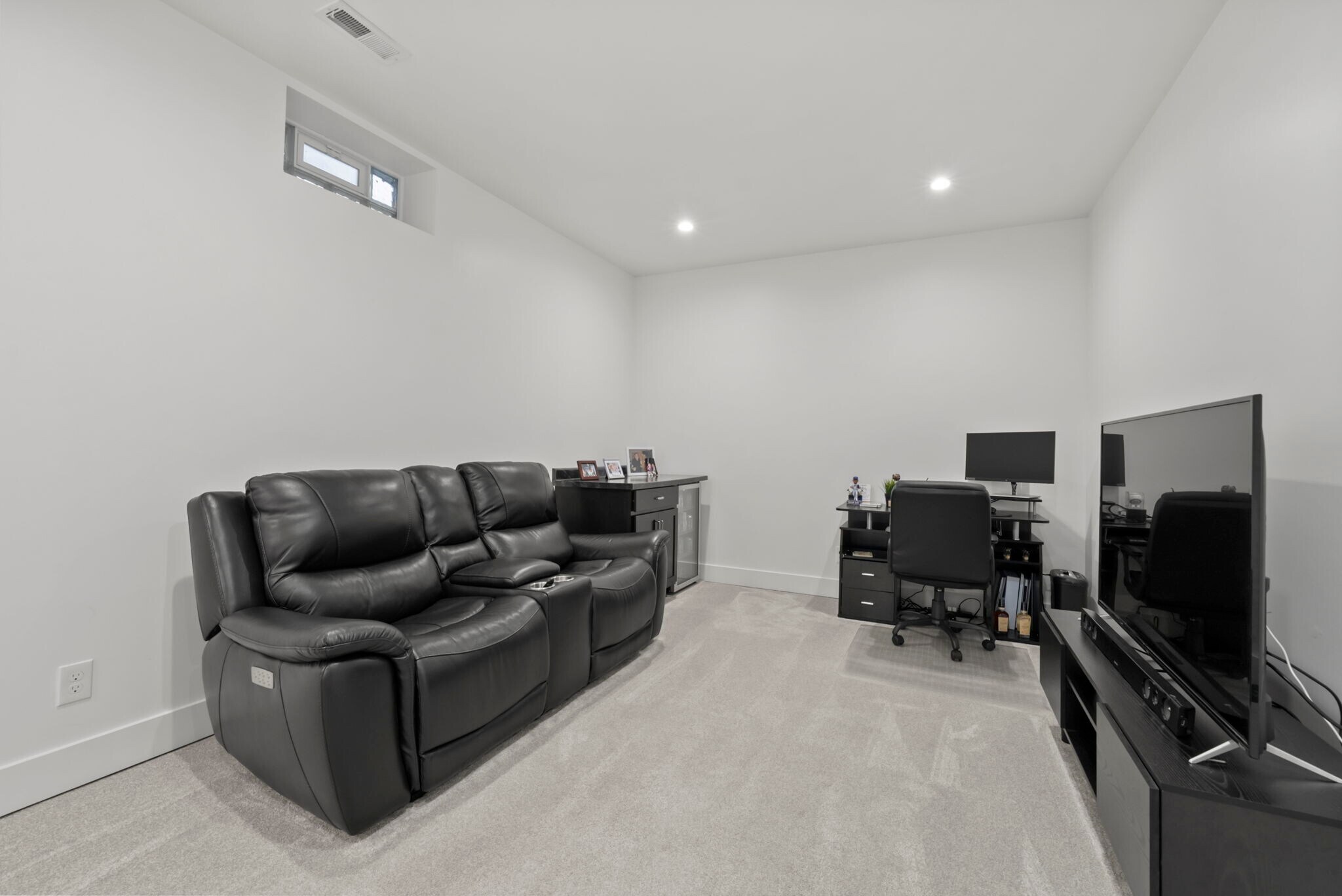 Building Photo - 1205 Hamlet St