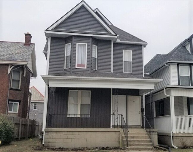 half double in Olde Towne East 301 S Ohio Ave Columbus OH 43205 Apartment Finder