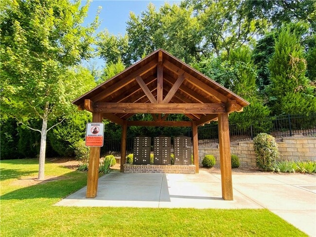 Building Photo - 1815 Hislop Ln