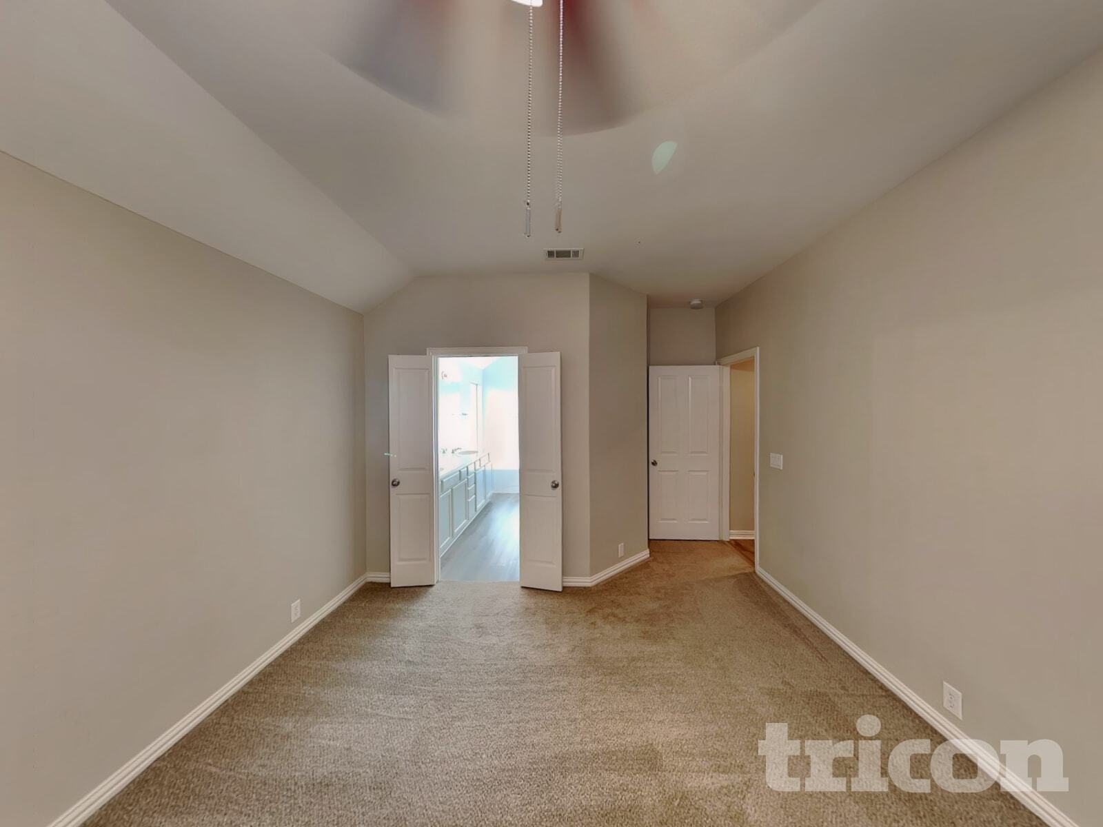 Building Photo - 225 Bison Meadow Dr