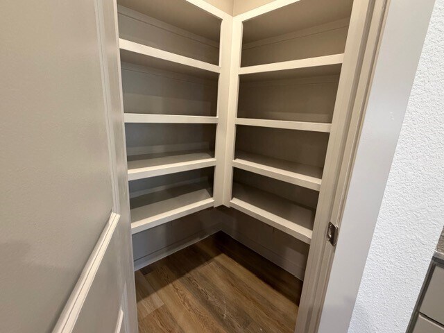 Building Photo - 7728 Evening Emerald Dr