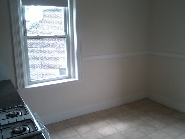 Building Photo - 23 Egremont Rd