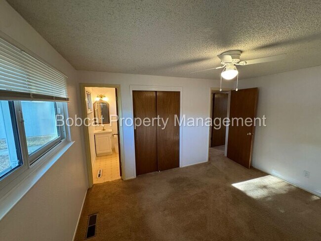 Building Photo - 1316 Stanford Dr