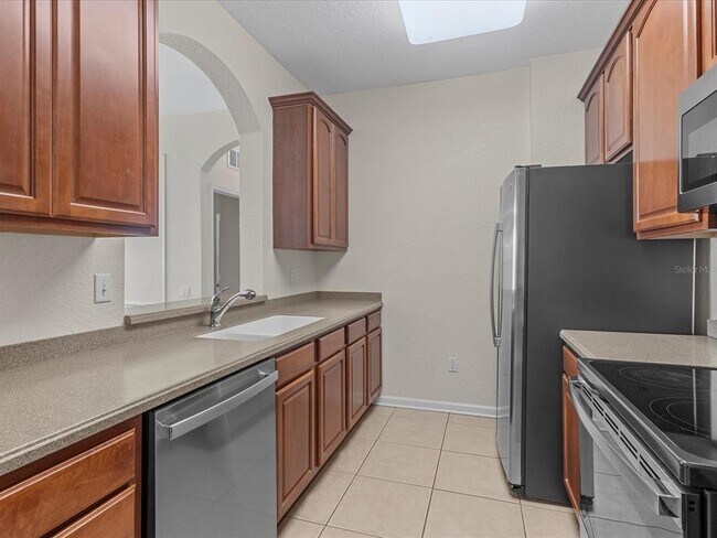 Building Photo - 8296 Portofino Dr