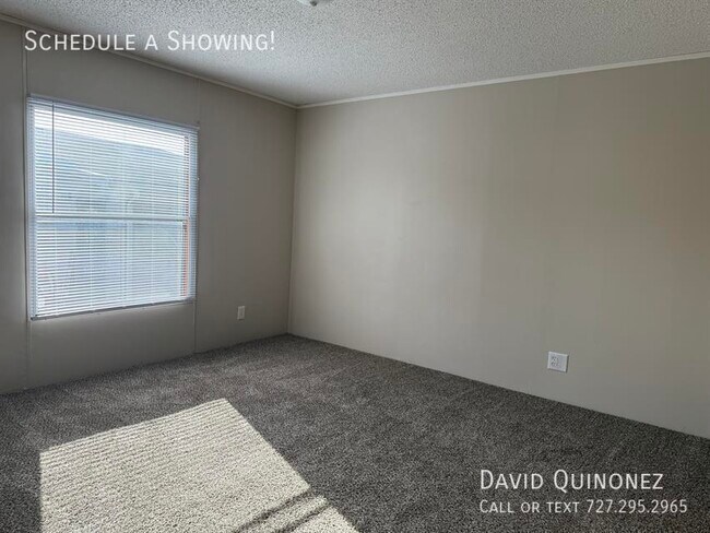 Building Photo - 6622 Country Ln