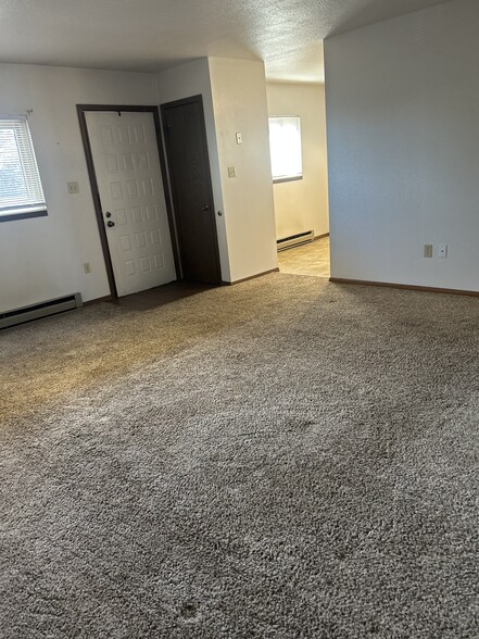 Building Photo - 4125 Van Buren Ave
