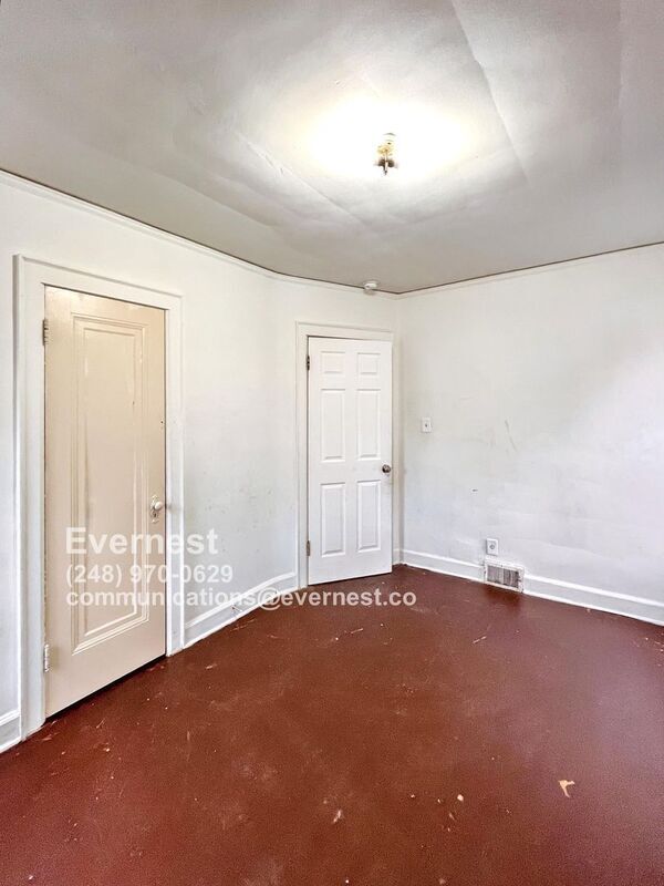 Building Photo - 15395 Ardmore St