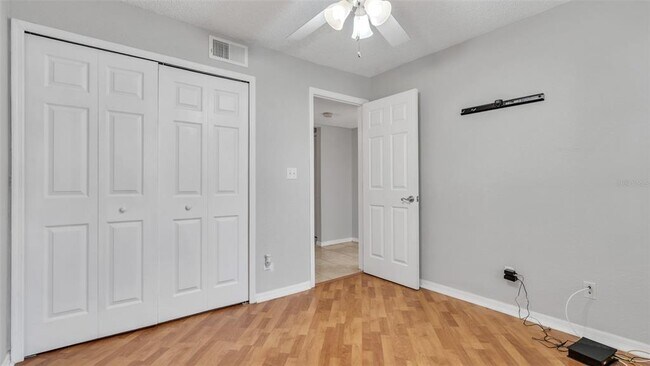 Building Photo - 3275 Haviland Ct